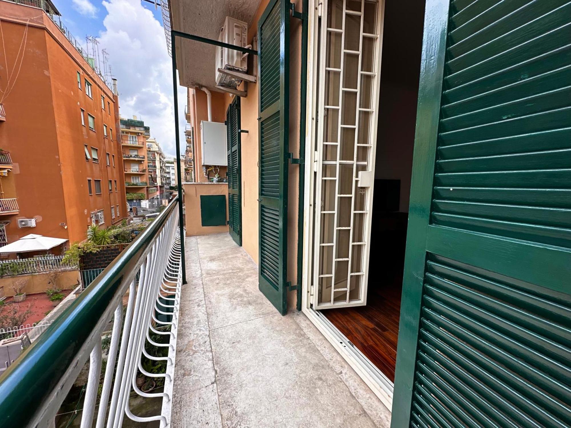 The Lumen Apartment Рим Екстер'єр фото